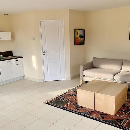 5 Bed Villa, 6 Baths, View And Beautiful Pool Divonne-les-Bains