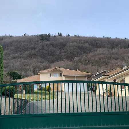 5 Bed Villa, 6 Baths, View And Beautiful Pool Villa
