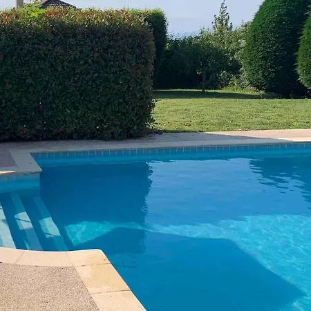 5 Bed Villa, 6 Baths, View And Beautiful Pool Divonne-les-Bains