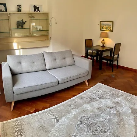 5 Bed Villa, 6 Baths, View And Beautiful Pool * דיבון-לה-באן