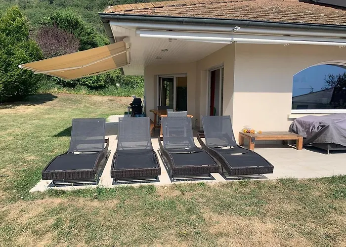5 Bed Villa, 6 Baths, View And Beautiful Pool וילה דיבון-לה-באן
